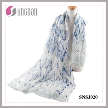 2016 European and American Simplicity Ondulación Rhombic Voile Scarf